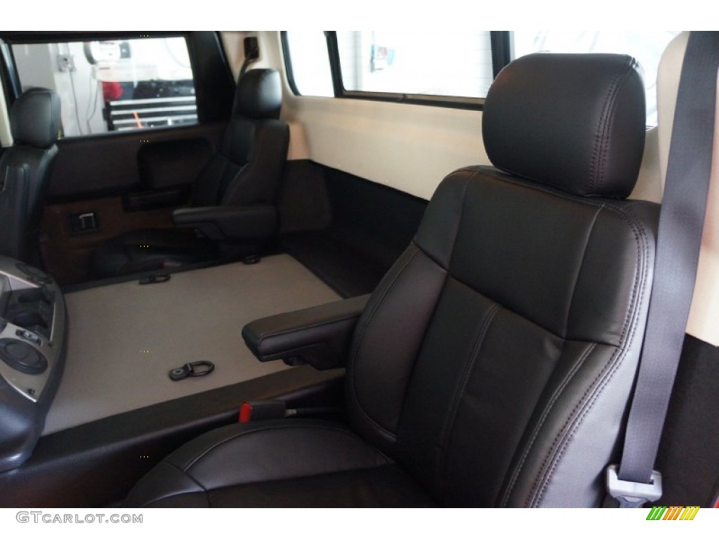 2004 Hummer H1 Wagon Rear Seat Photo #102564877