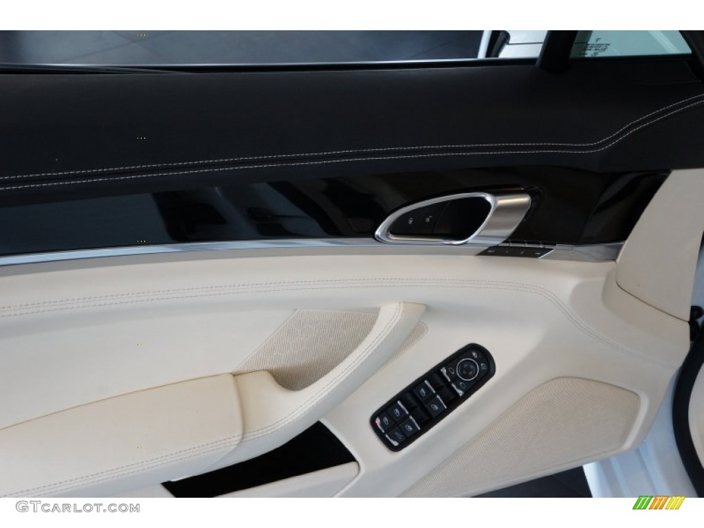 2015 Porsche Panamera Standard Panamera Model Black/Cream Door Panel Photo #102566770