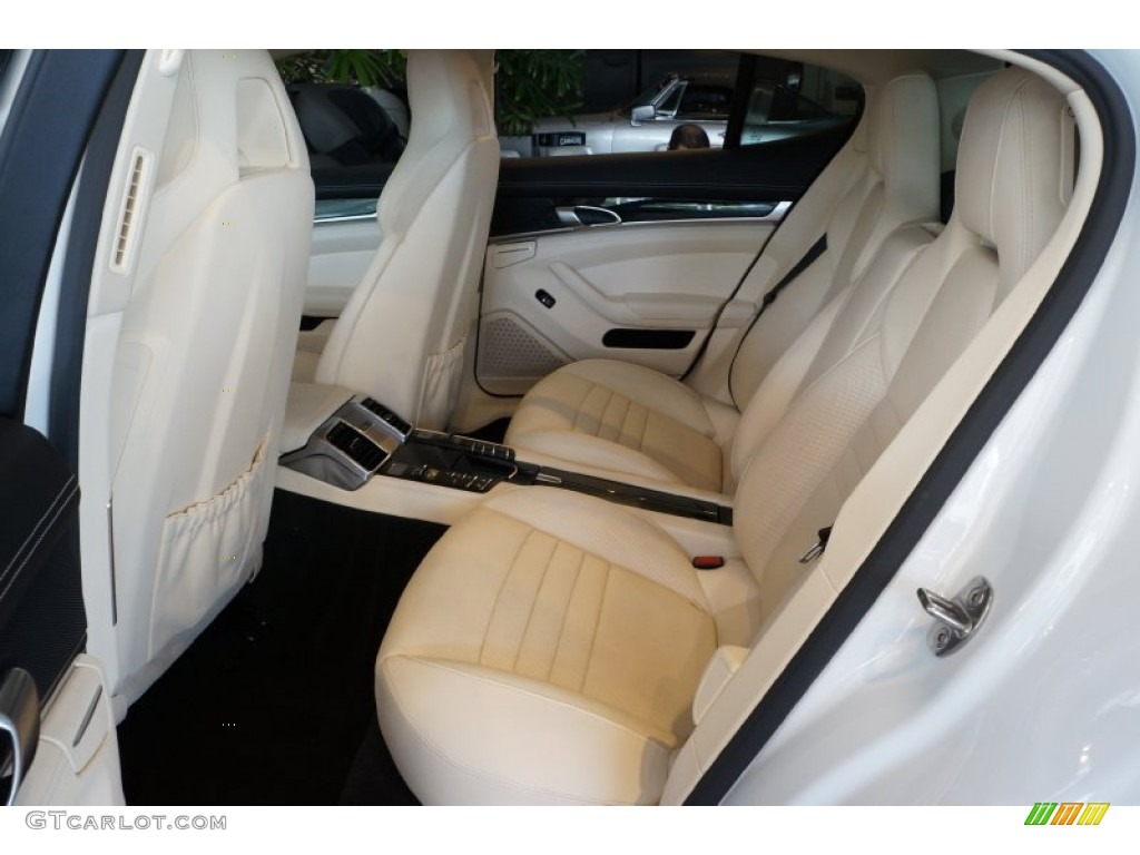 2015 Porsche Panamera Standard Panamera Model Rear Seat Photo #102566884