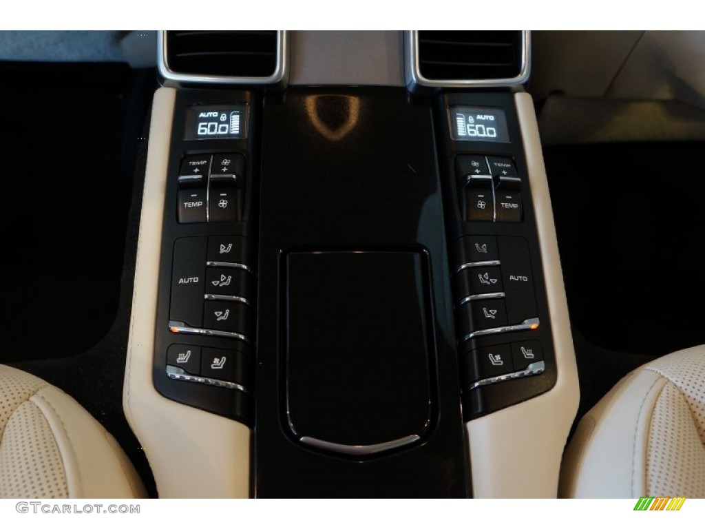 2015 Porsche Panamera Standard Panamera Model Controls Photos