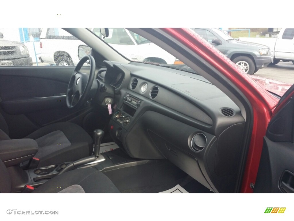 2003 Outlander XLS 4WD - Phoenix Red / Charcoal photo #11