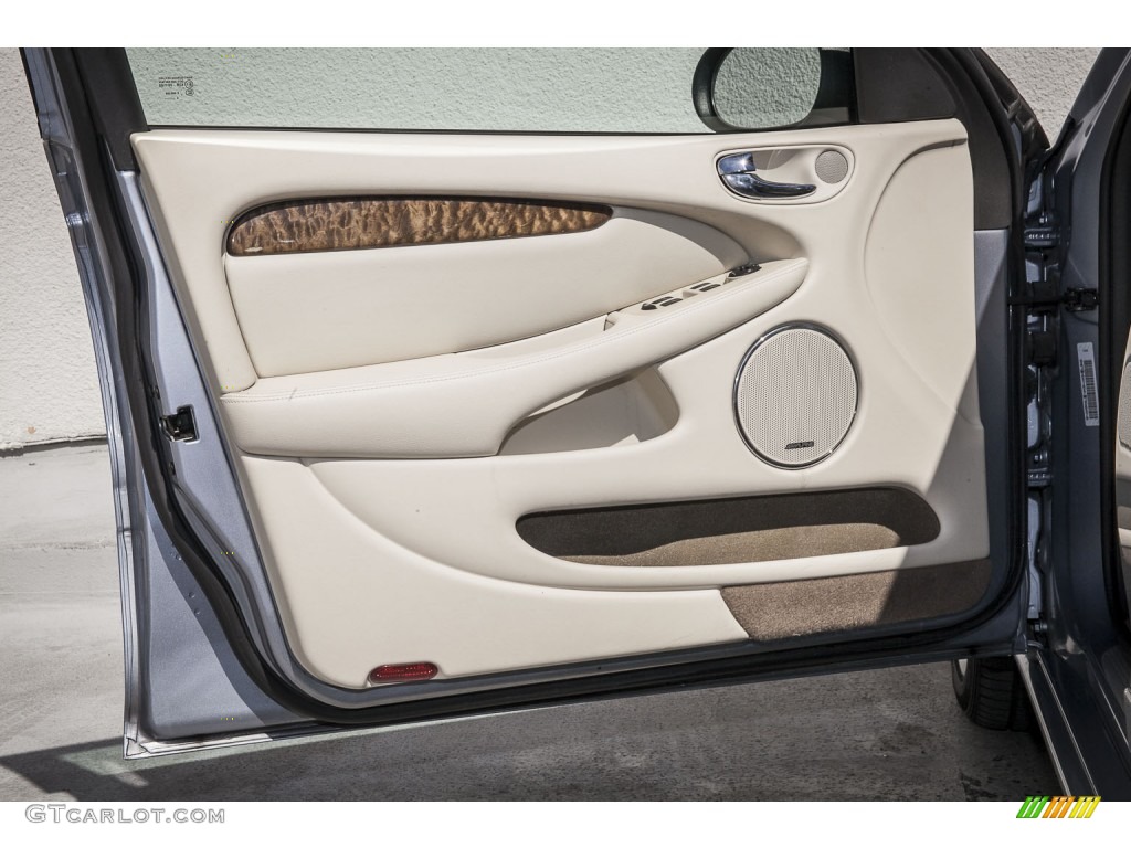2007 Jaguar X-Type 3.0 Ivory Door Panel Photo #102568951