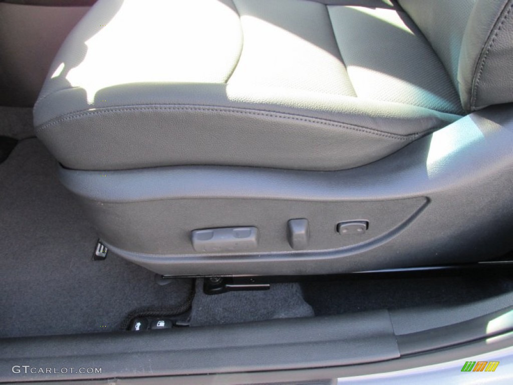 2015 Elantra Limited Sedan - Titanium Gray Metallic / Black photo #22