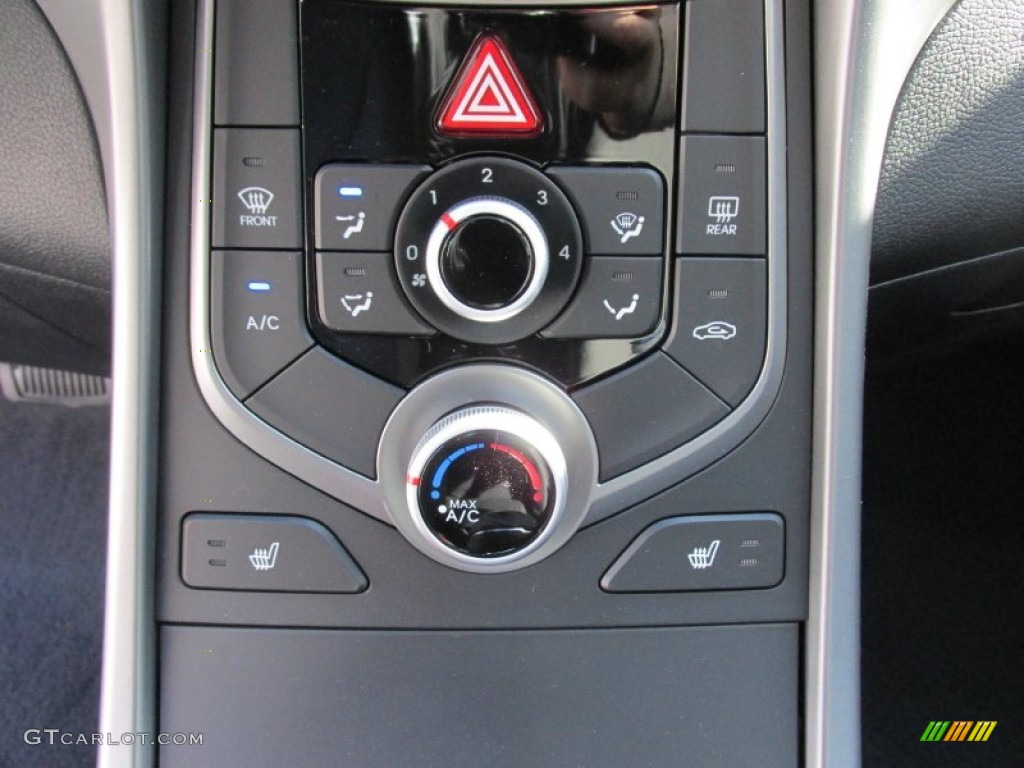 2015 Elantra Limited Sedan - Titanium Gray Metallic / Black photo #26