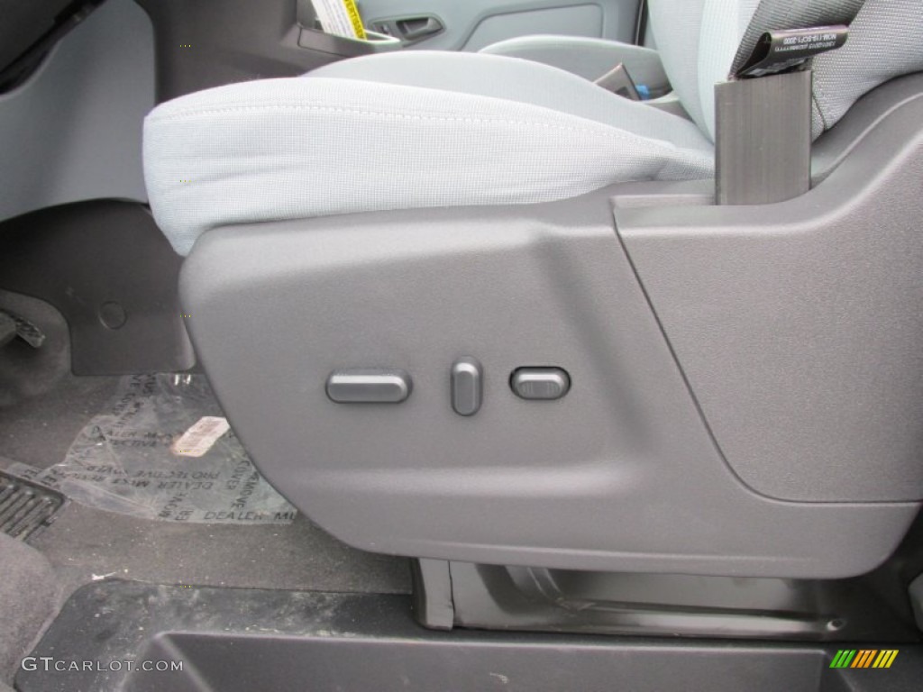 2015 Ford Transit Wagon XLT 350 MR Long Controls Photo #102577216