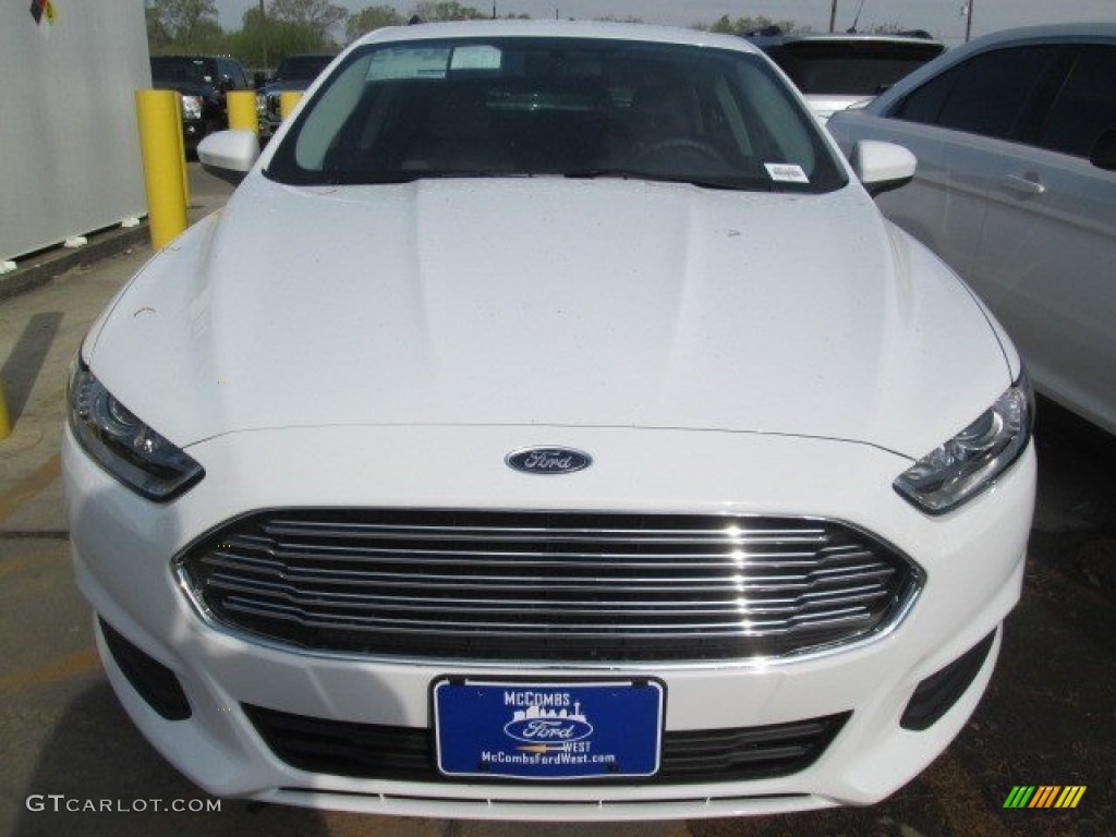 2015 Fusion S - Oxford White / Earth Gray photo #7