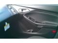 Magnetic Metallic - Focus SE Sedan Photo No. 28