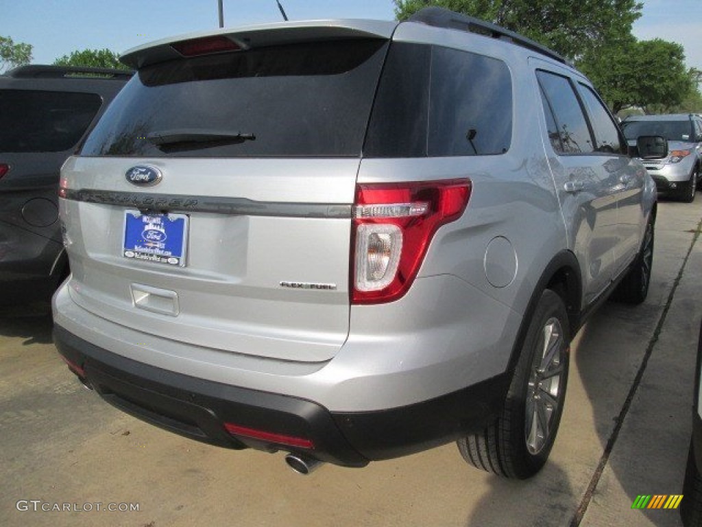 2015 Explorer XLT - Ingot Silver / Charcoal Black photo #7