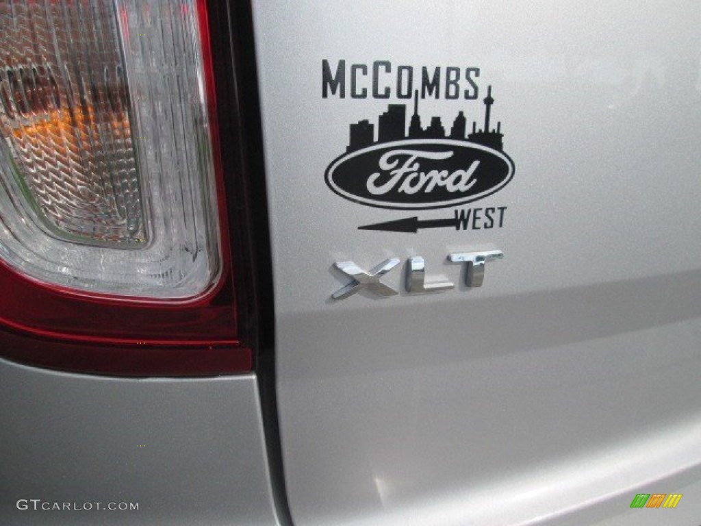 2015 Explorer XLT - Ingot Silver / Charcoal Black photo #9