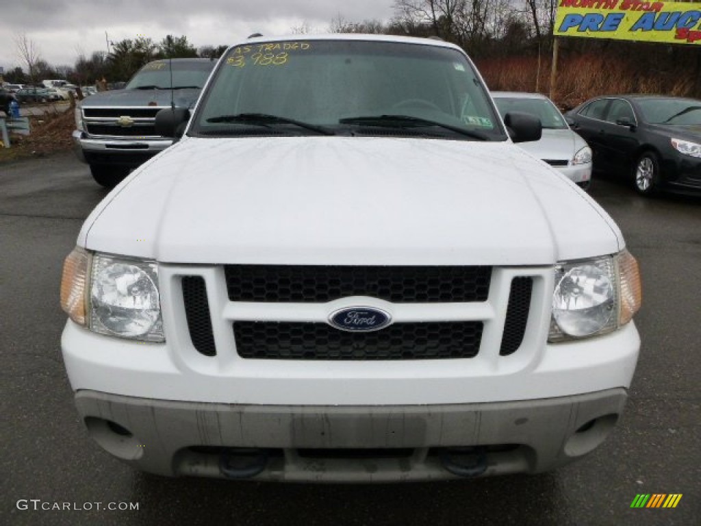 2001 Explorer Sport 4x4 - Oxford White / Dark Graphite photo #6