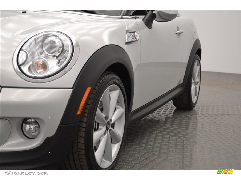 2015 Roadster Cooper S - White Silver Metallic / Lounge Carbon Black Leather photo #38