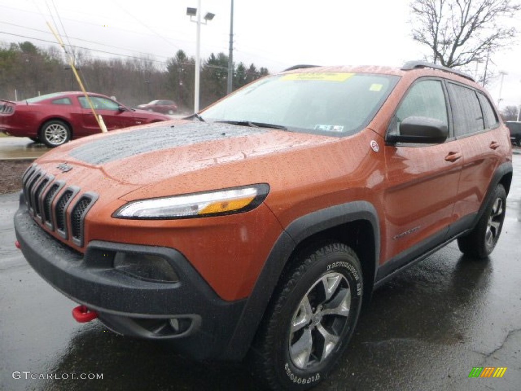 Mango Tango Pearl 2015 Jeep Cherokee Trailhawk 4x4 Exterior Photo #102598799