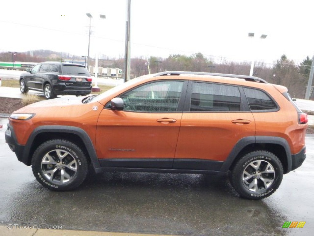 Mango Tango Pearl 2015 Jeep Cherokee Trailhawk 4x4 Exterior Photo #102598814