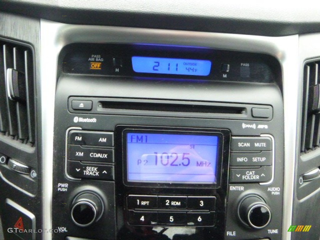 2011 Sonata GLS - Radiant Silver / Gray photo #17