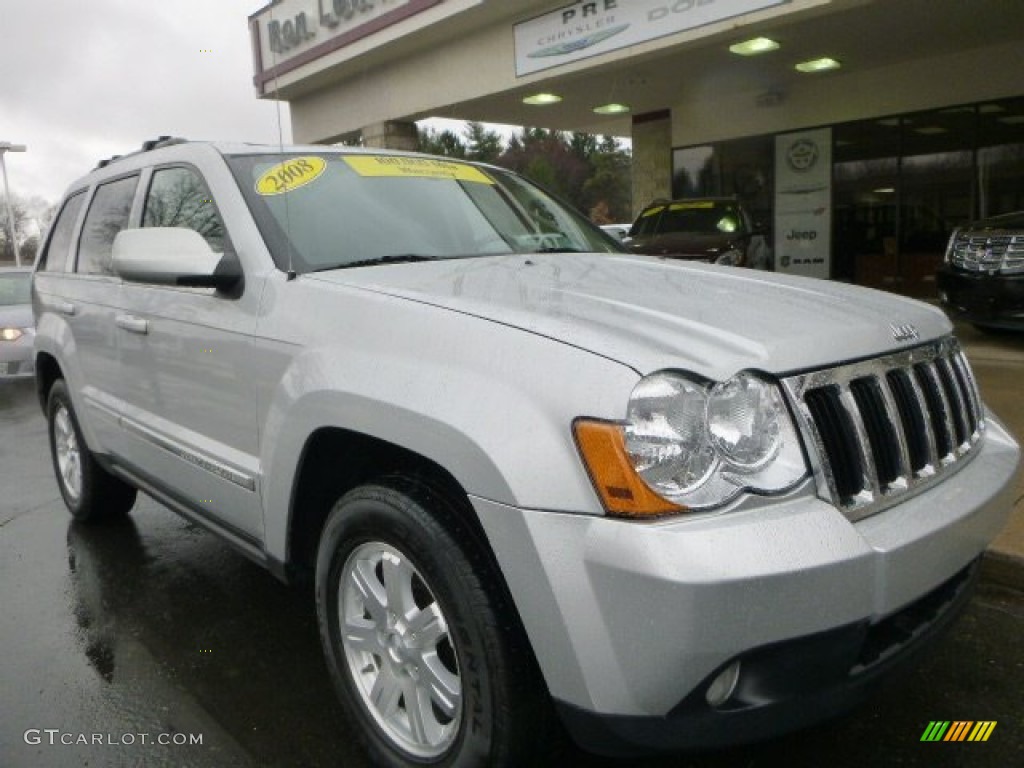 2008 Grand Cherokee Limited 4x4 - Bright Silver Metallic / Dark Khaki/Light Graystone photo #3