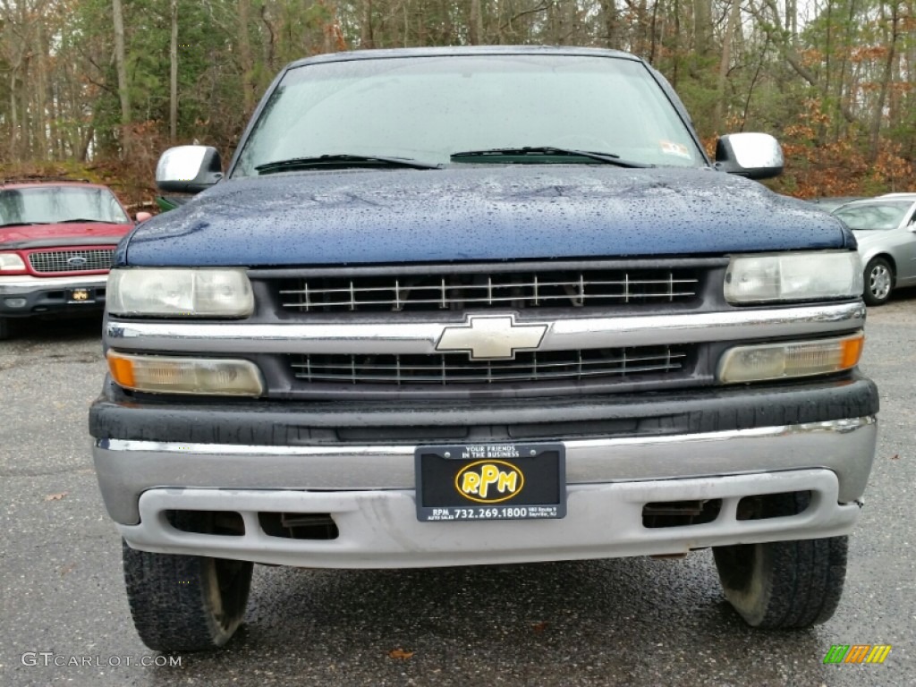 2002 Silverado 1500 LS Crew Cab 4x4 - Indigo Blue Metallic / Graphite Gray photo #4