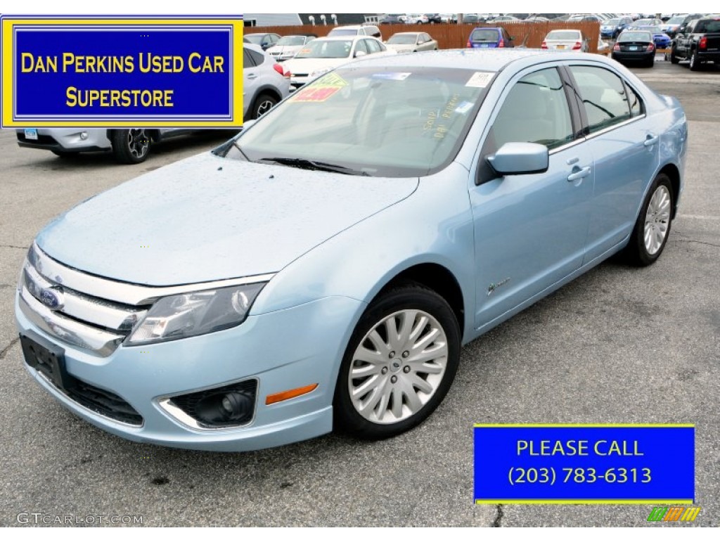 Light Ice Blue Metallic Ford Fusion