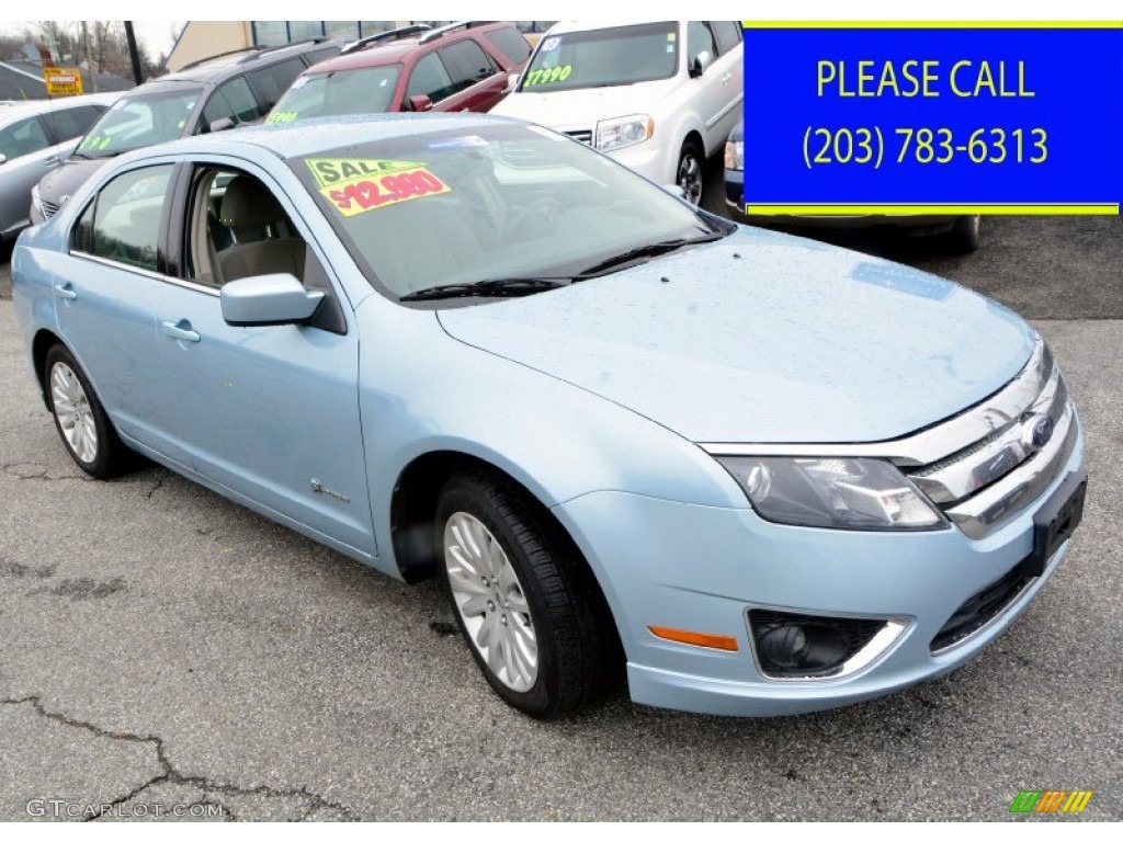 2010 Fusion Hybrid - Light Ice Blue Metallic / Medium Light Stone photo #3
