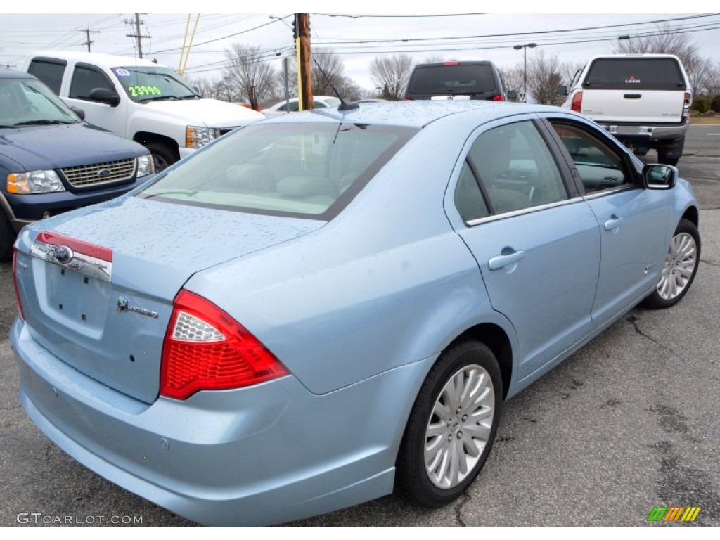 2010 Fusion Hybrid - Light Ice Blue Metallic / Medium Light Stone photo #6