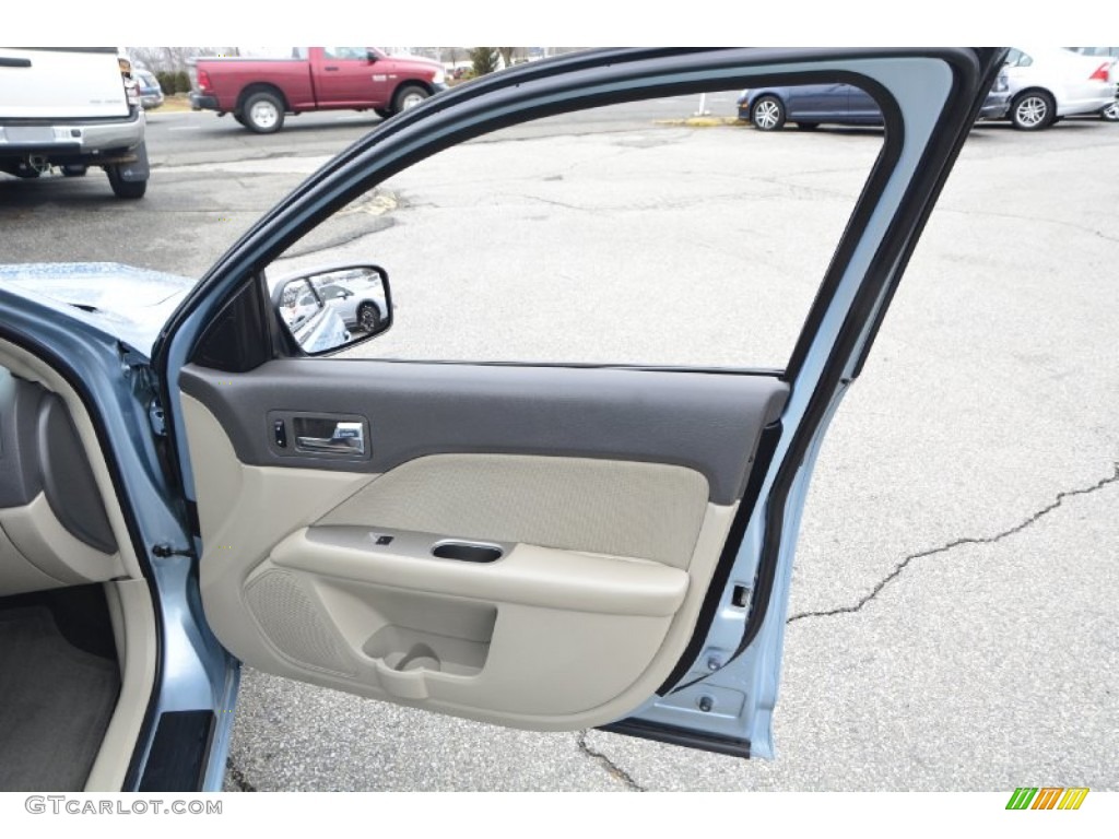 2010 Fusion Hybrid - Light Ice Blue Metallic / Medium Light Stone photo #15