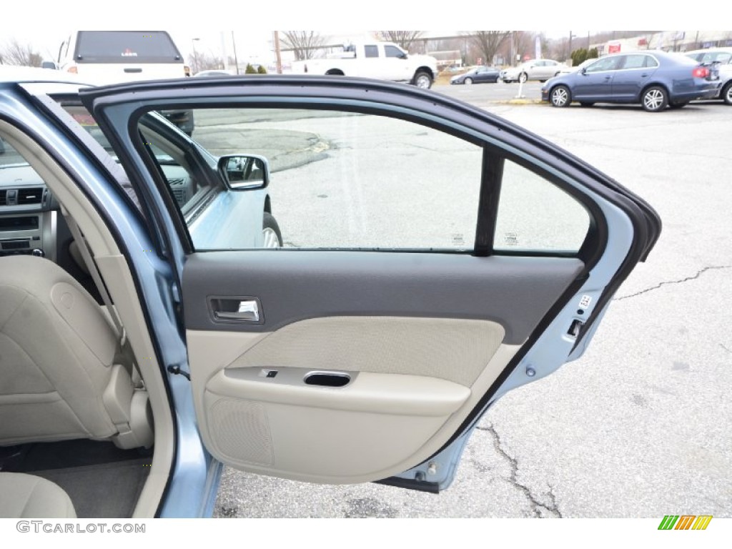 2010 Fusion Hybrid - Light Ice Blue Metallic / Medium Light Stone photo #16