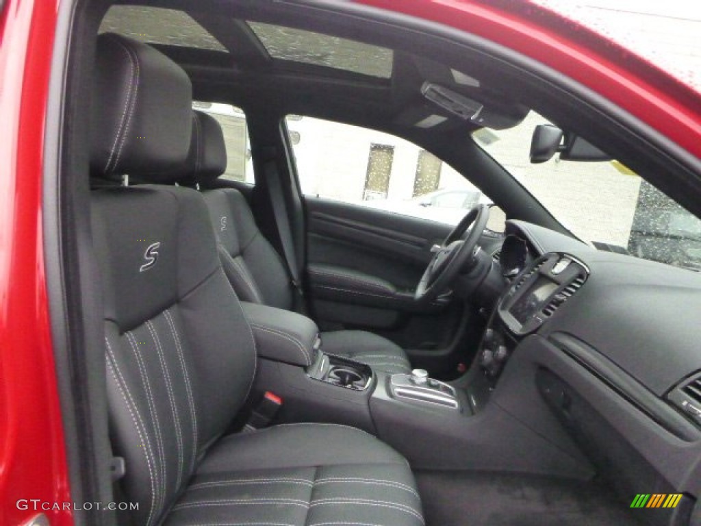 2015 Chrysler 300 S AWD Front Seat Photo #102608030