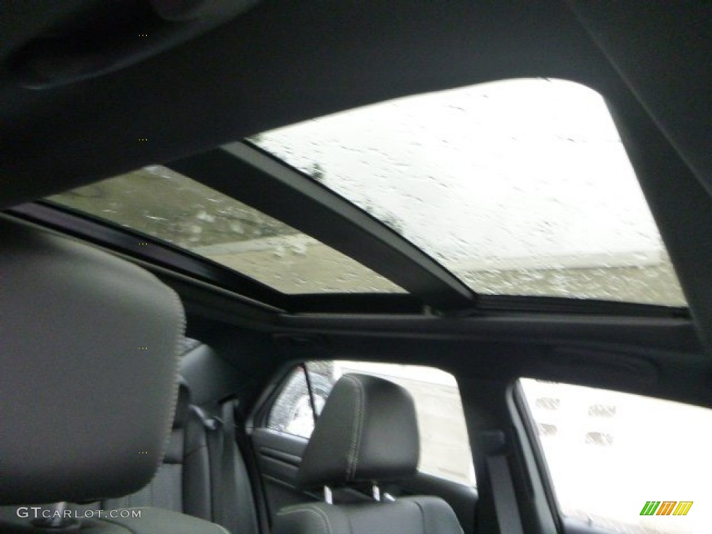 2015 Chrysler 300 S AWD Sunroof Photo #102608051