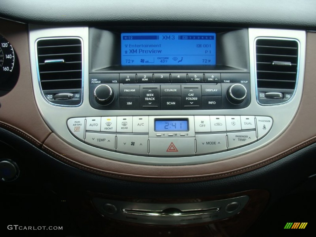2009 Genesis 3.8 Sedan - Platinum Metallic / Black photo #22