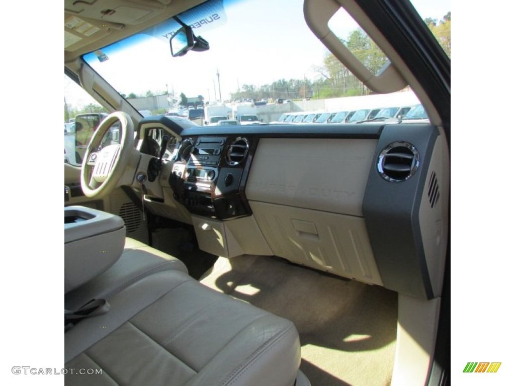 2008 F350 Super Duty Lariat Crew Cab 4x4 Dually - Dark Blue Pearl Metallic / Camel photo #18
