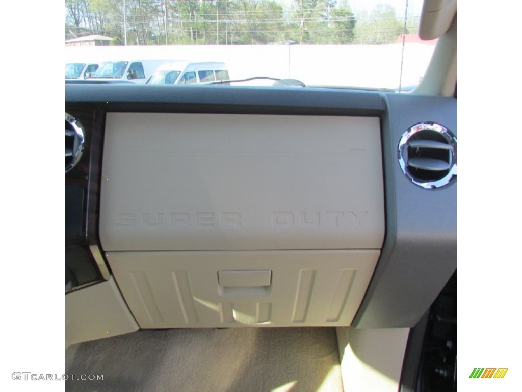 2008 F350 Super Duty Lariat Crew Cab 4x4 Dually - Dark Blue Pearl Metallic / Camel photo #19
