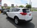 Super White - RAV4 XLE Photo No. 5