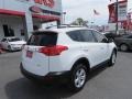 Super White - RAV4 XLE Photo No. 7