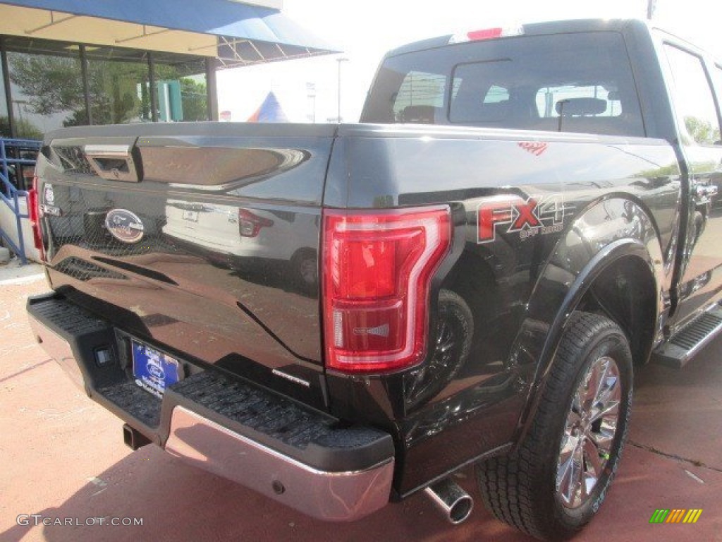 2015 F150 Lariat SuperCrew 4x4 - Tuxedo Black Metallic / Black photo #12