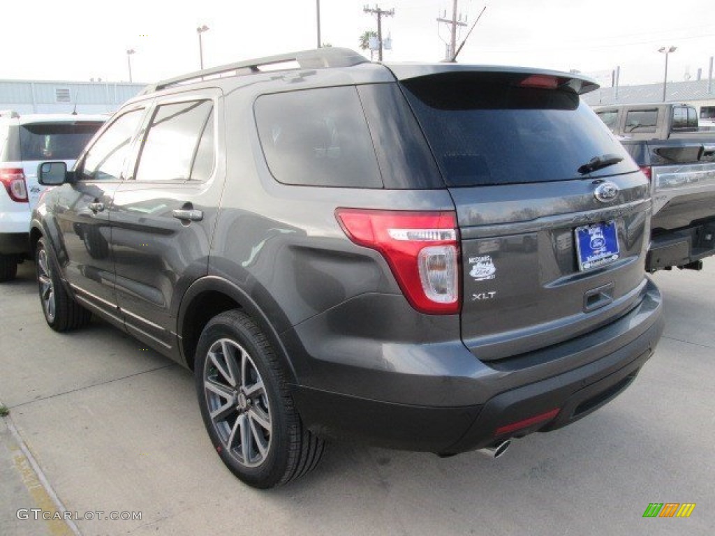 2015 Explorer XLT - Magnetic / Charcoal Black photo #7