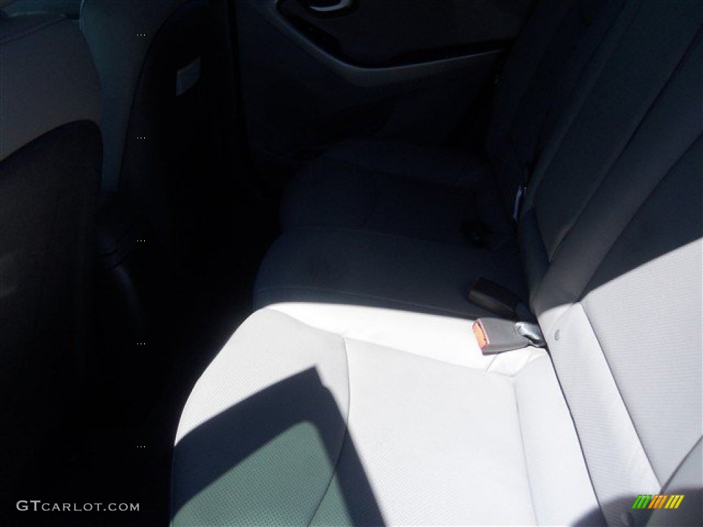 2016 Elantra Limited - Silver / Gray photo #13