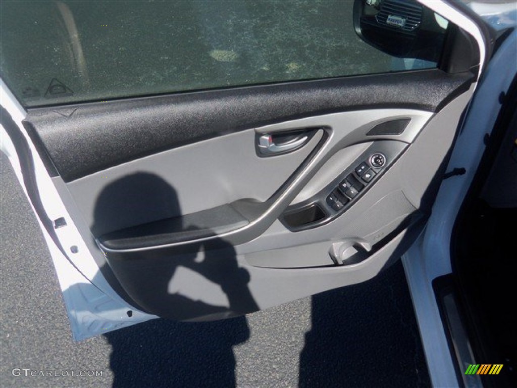 2016 Elantra Limited - White / Gray photo #15