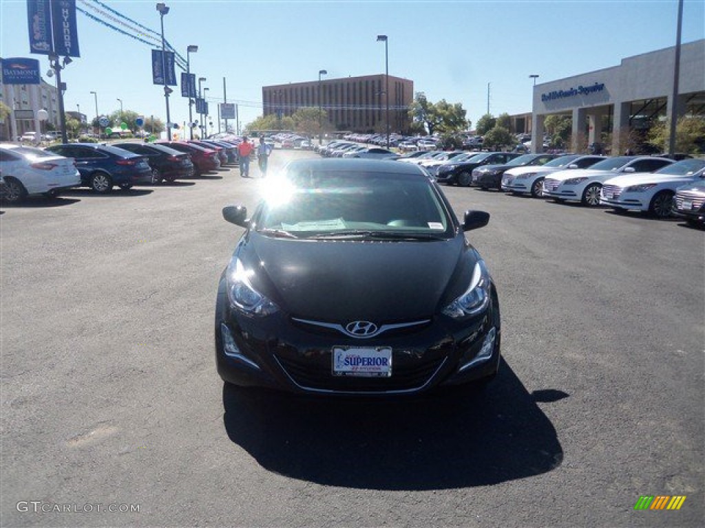 2016 Elantra SE - Phantom Black / Beige photo #2