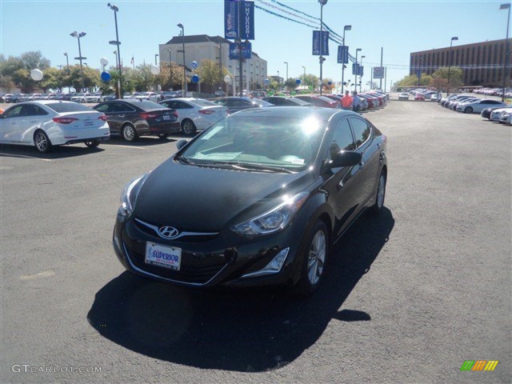 2016 Elantra SE - Phantom Black / Beige photo #3