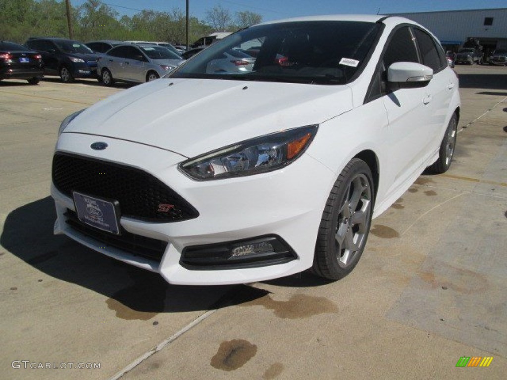 2015 Focus ST Hatchback - Oxford White / ST Charcoal Black photo #5