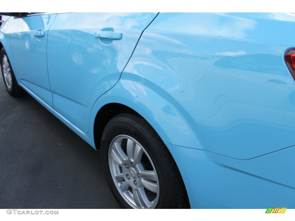 2014 Sonic LT Sedan - Cool Blue / Jet Black/Dark Titanium photo #4