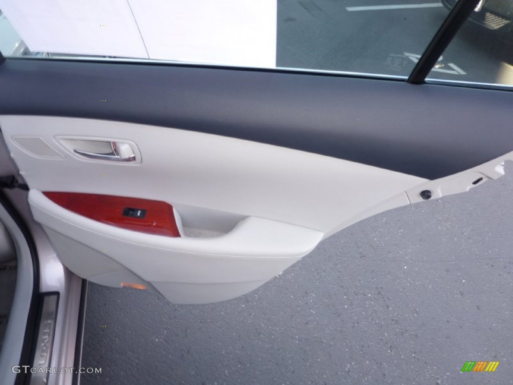 2008 Lexus ES 350 Light Gray Door Panel Photo #102627064
