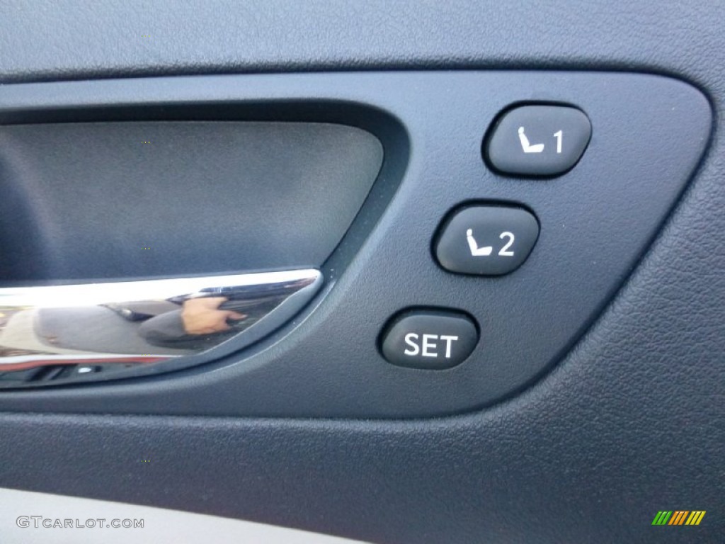2008 Lexus ES 350 Controls Photo #102627169