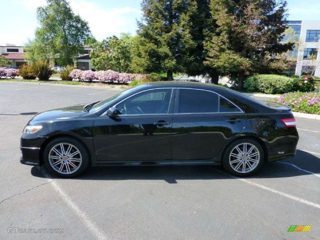 2011 Camry SE V6 - Black / Ash photo #3