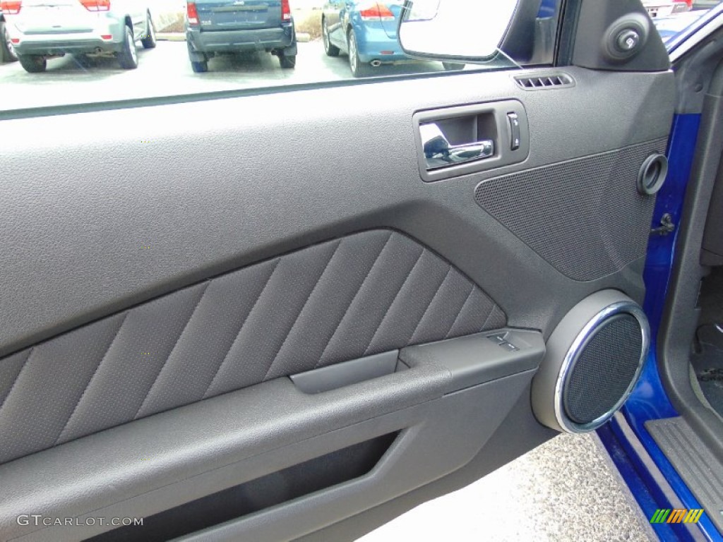 2014 Mustang GT Premium Coupe - Deep Impact Blue / Charcoal Black photo #15