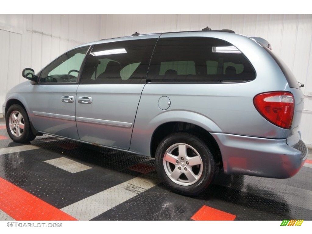 2005 Grand Caravan SE - Butane Blue Pearl / Medium Slate Gray photo #11
