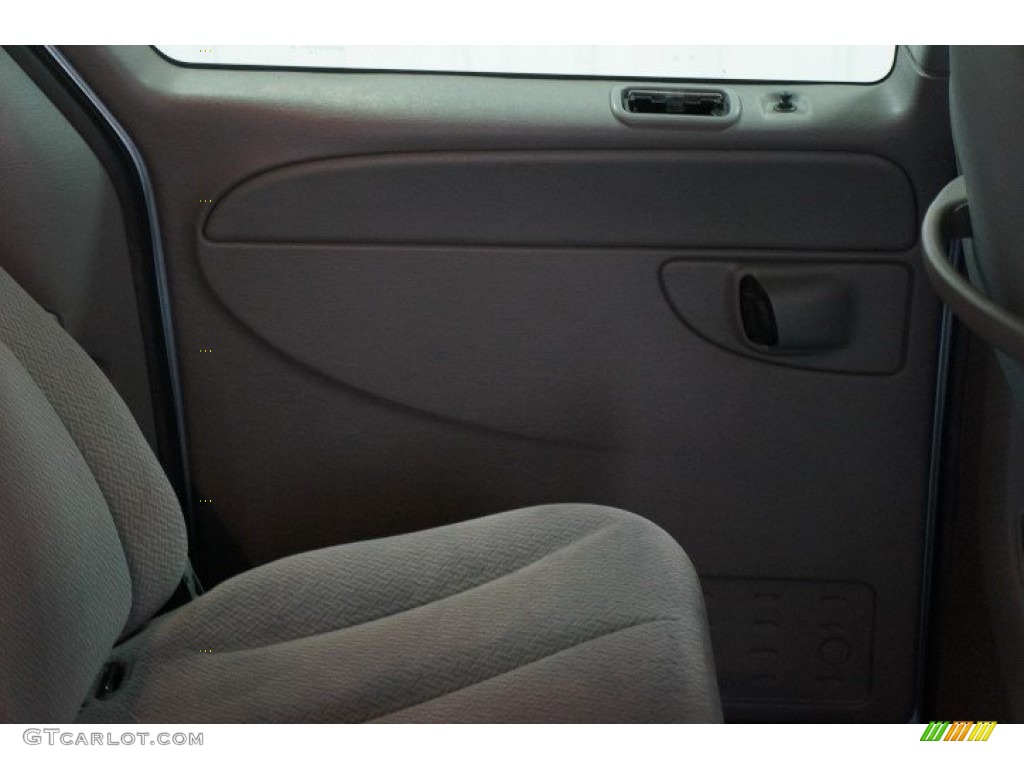 2005 Grand Caravan SE - Butane Blue Pearl / Medium Slate Gray photo #15