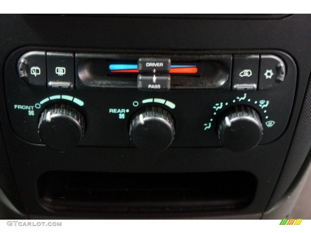 2005 Grand Caravan SE - Butane Blue Pearl / Medium Slate Gray photo #30