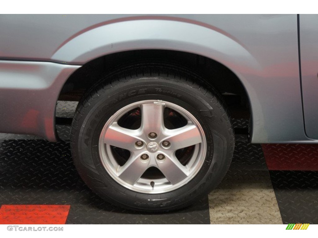 2005 Grand Caravan SE - Butane Blue Pearl / Medium Slate Gray photo #51