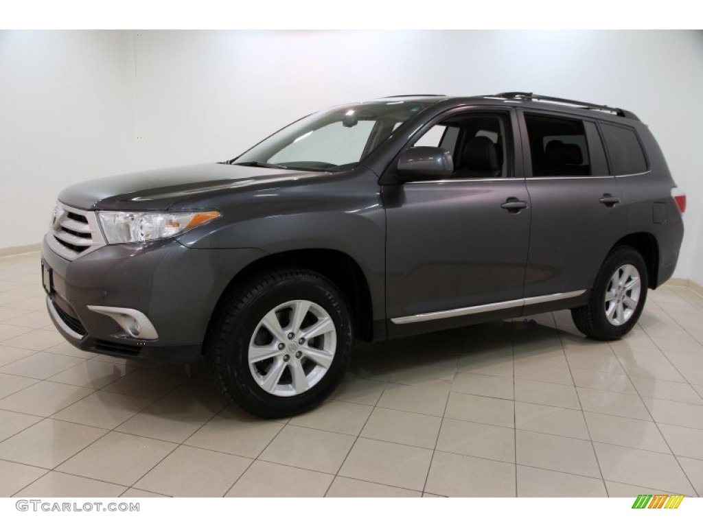 Magnetic Gray Metallic 2012 Toyota Highlander SE 4WD Exterior Photo #102654265