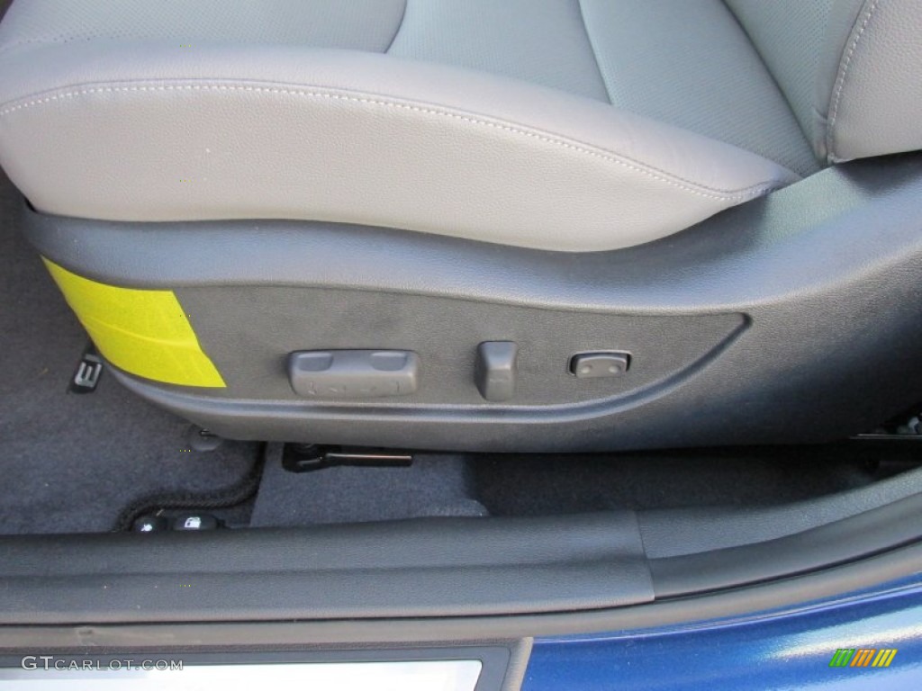 2015 Elantra Limited Sedan - Windy Sea Blue / Gray photo #24